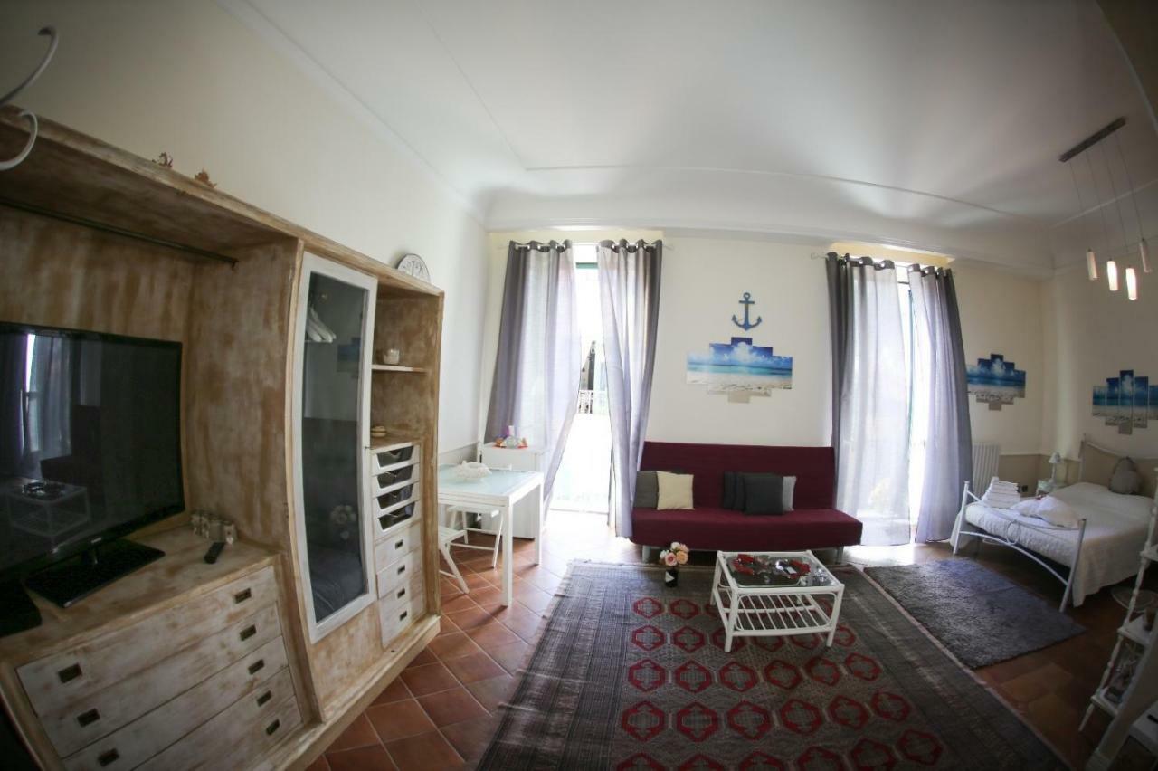 Bianca Suite B&B Salerno Ngoại thất bức ảnh
